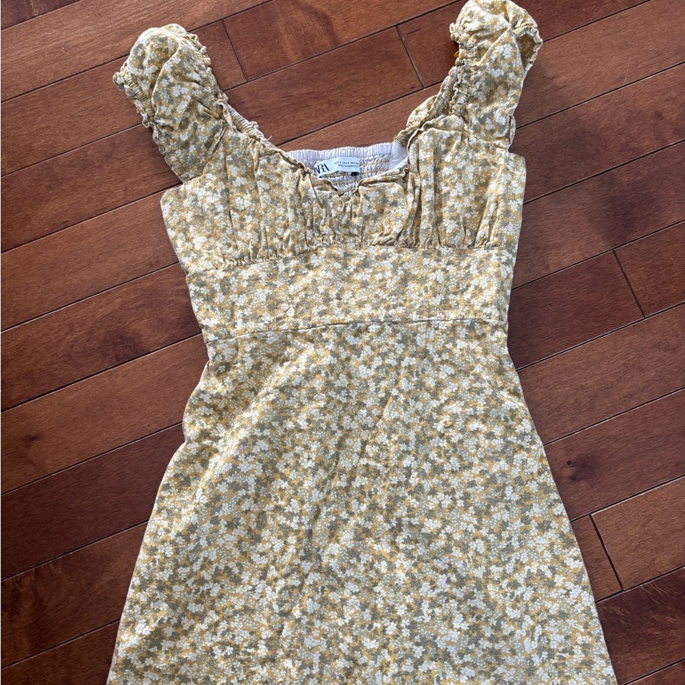 Zara Yellow and White Floral Dress